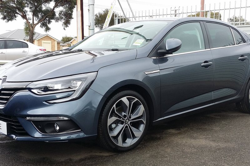 Renault Megane Sedan uzun dönem kiralama